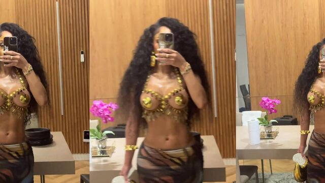 Saweetie nude