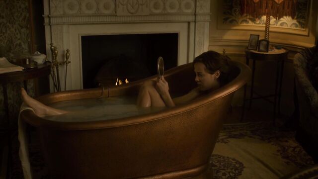 Jena Malone nude