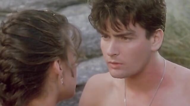 Sherilyn Fenn nude