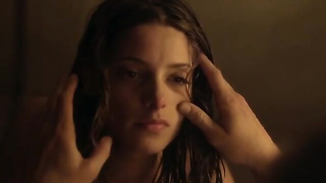 Ashley Greene nude
