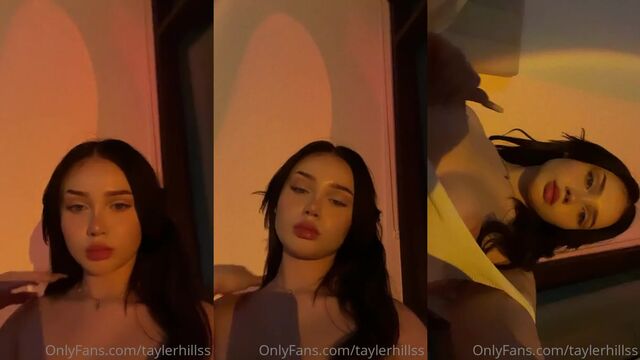 Tayler Hills nude