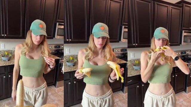 Katee Davis nude