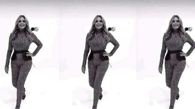 Carol Vorderman nude