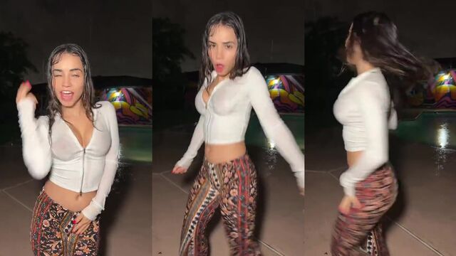 Daisy Blooms nude