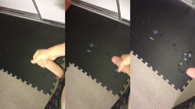 The best cumpeting between gay boys with big cocks