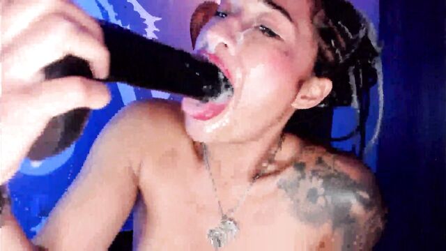Adriana Chechik is a very sexy chick who knows how to do extreme blowjob