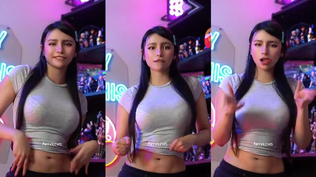 Ary Vilchis does a twerk tribute to her fans on TikTok