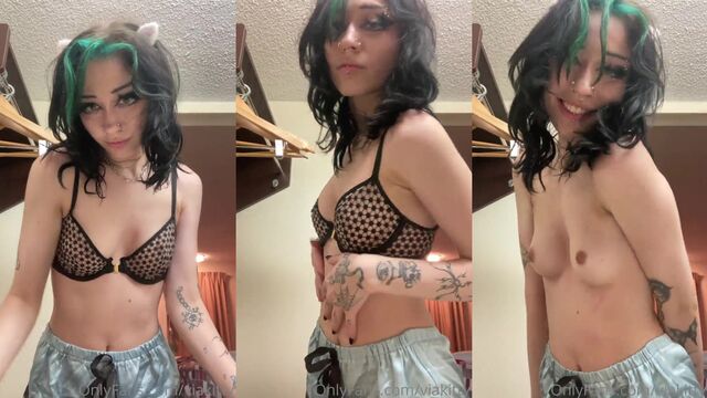 A goth girl Olivia has sex with her boyfriend Via Inka