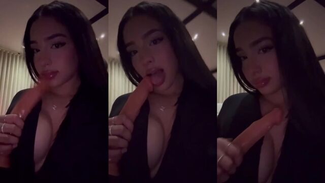 The hottest Latina girl leaked her nude videos on TikTok