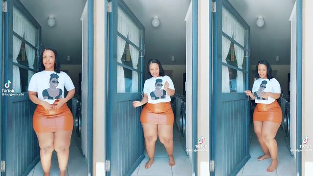 Thick South African slut twerks her fat ass