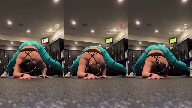 Gym girl twerks her thick ass on camera