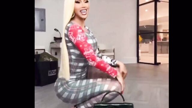 Cardi B’s ass is a wonder of the modern world, deserving of worship
