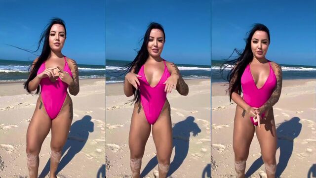 Morena Brena Barbosa shows her delicious ass in a bikini, straight from Brazil!