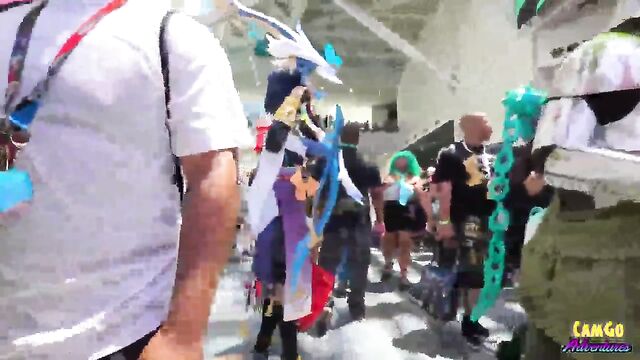 MissBri shows her cosplay outfit at ComicCon