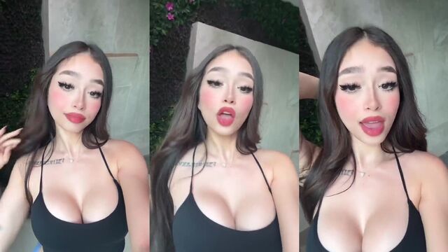 Hot Mexican influencer Yajanacano gets her face covered with cum