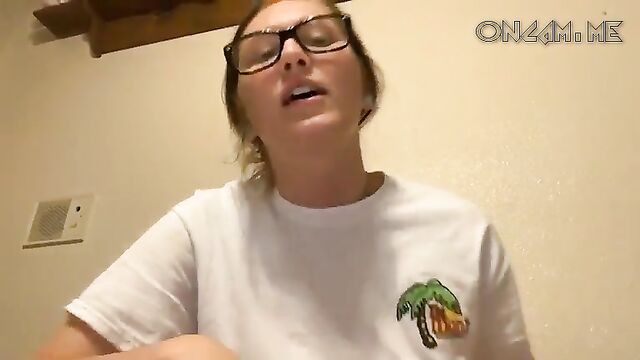 Blonde teen makes deepthroat blowjob and fucks amateur