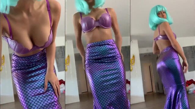 Taylor Alesea shows her ass in a sexy bikini for fans