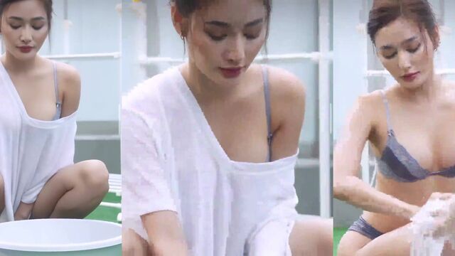 Petite Asian - small tits Pinay smoking topless 02