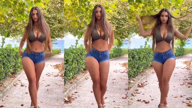 The most beautiful girl in the World has an account on OnlyFans!