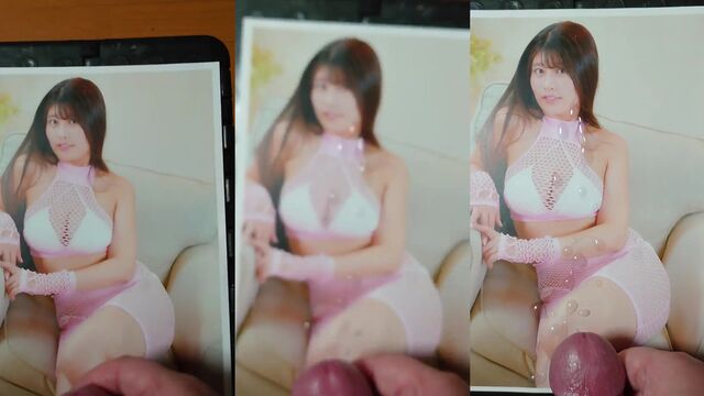 A tribute to gravure idol Yoshino Chitose with a hot bukkake scene