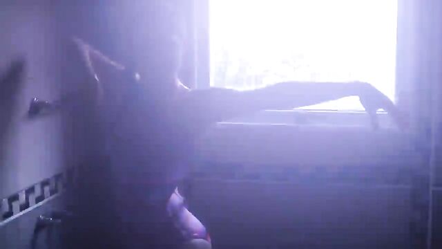 Latin model Brenda Asnicar shows her sensual flexibility in a video