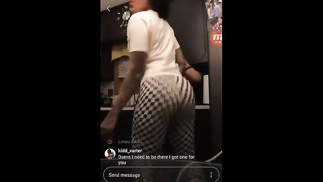 Thick yellowbone gets her curves loved on by a talented stud