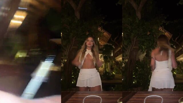 Loira brasileira é delicia e faz o strip tease em casa