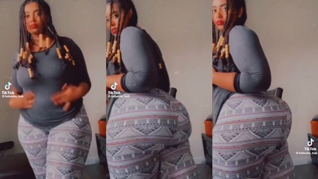 Thick Bbw Twerks And Shakes Her Huge Big Ass
