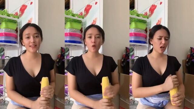 Hot bugil model shows off big boobs and gets naked on camera in 2022
