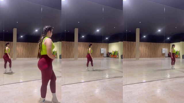Latina Instagram model Melani Perez shows off her ass at the gym