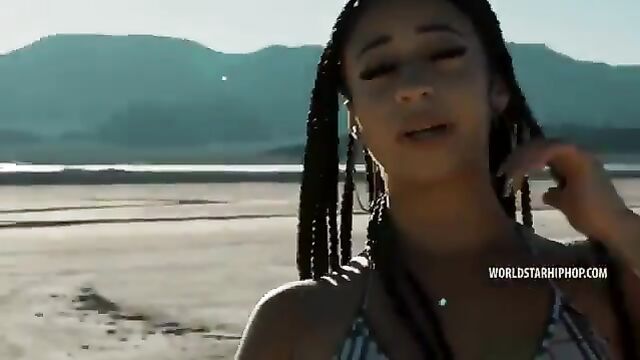 Celebrity twerking video with Latina e-whore showcasing her big ass