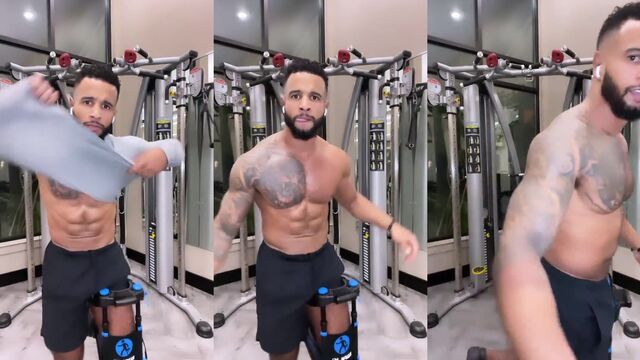 Nelson Thomas shows off his big cock in a steamy challenge video
