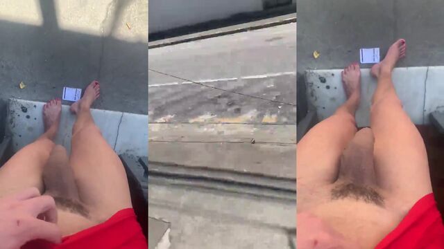 Travesti Mijando in public, showing her huge dick and cumming outside