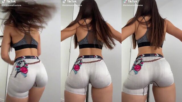 I saw a fat Romanian ass and I couldn't resist to fuck it