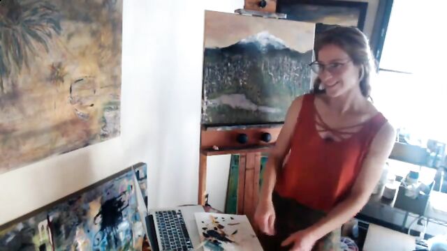 Body paint fun with big tits in a live show