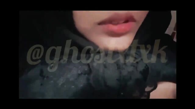 A Malay lady lecturer got banged by her student in Malaysia