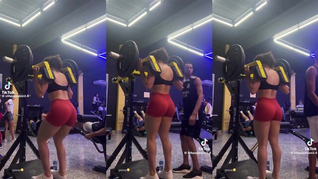 Hot Latina Nicole Reis shakes her big ass
