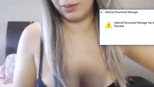 Two lesbian friends, Gata and Loira, have fun with the camera on Cam4