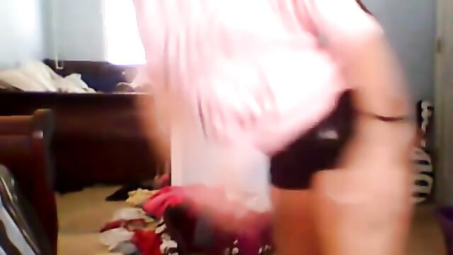 Hot twerk sexy dance is a sure hit with girls