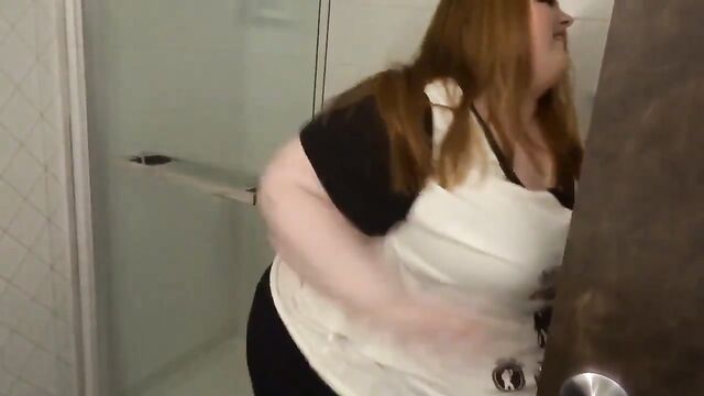 SSBBW enjoys a sensual solo moment with her massive fupa