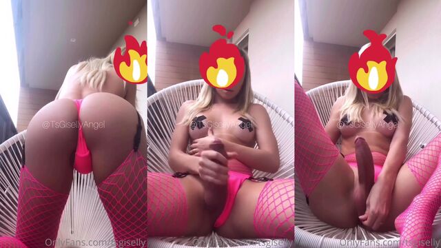 Hot transsexual star shows off her sexy TS cock and gorgeous face in nude video