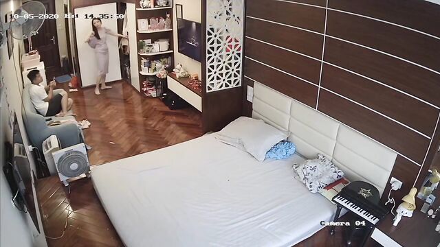 Vietnamese teen Vika Nguyen gets creampied by her roommate in this leaked VTV sex tape