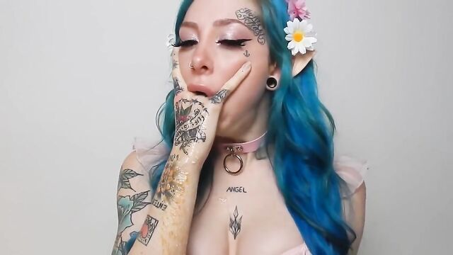 A chunky green vomit bowl fetish with intense puking and heaving action