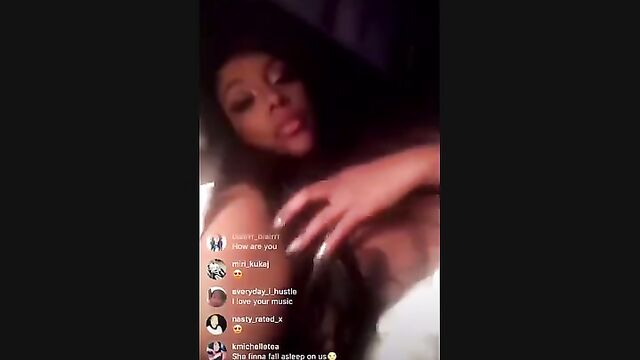 Accidental nip slip during a sexy twerk dance on Instagram live