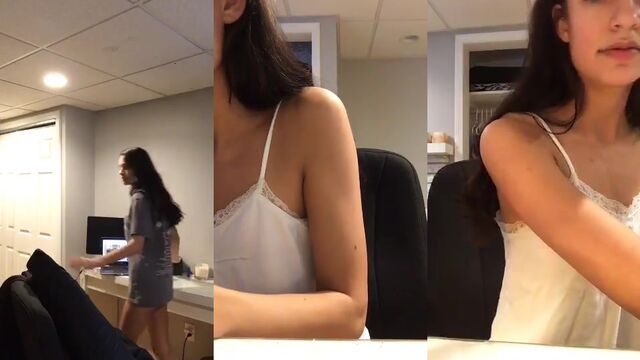 Gabi Encina gets horny during Periscope streaming and masturbates