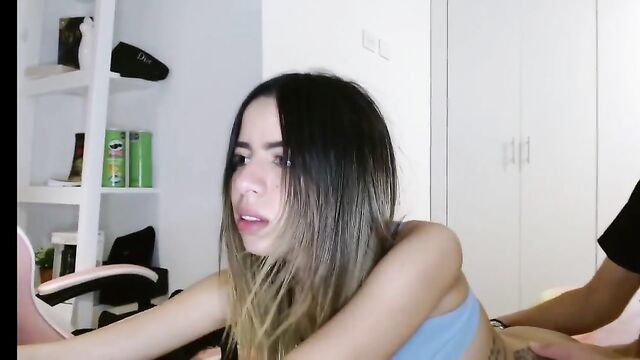 Kimmikka is a cute girl who likes to fuck