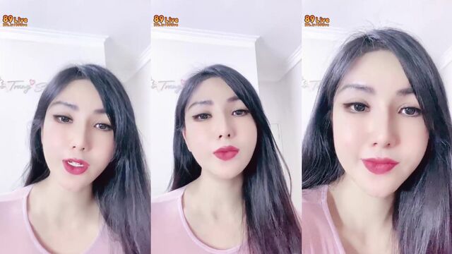 Hot Vietnamese idol girl performing on Bigo Live with extreme passion