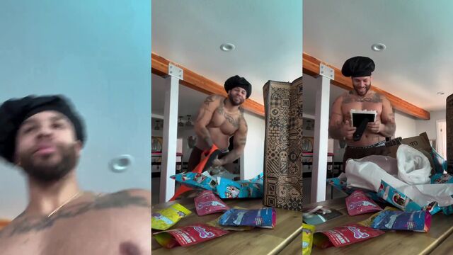 Muscular IG model flaunts his thick cock and big ass in nude shots