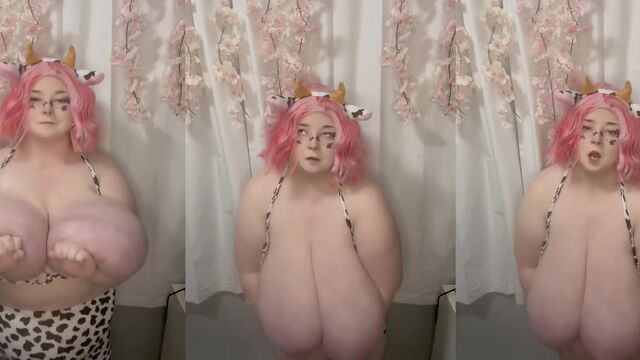 Busty BBW gets her huge jugs played with