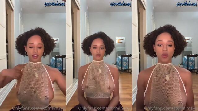 A leaked OnlyFans video of a white girl with an amazing big ass